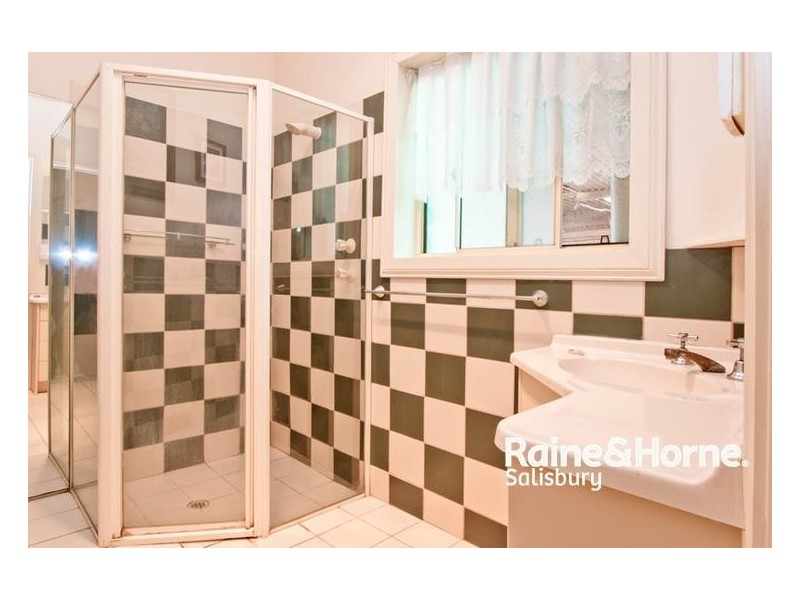 14 Guerin Road, Elizabeth Vale SA 5112