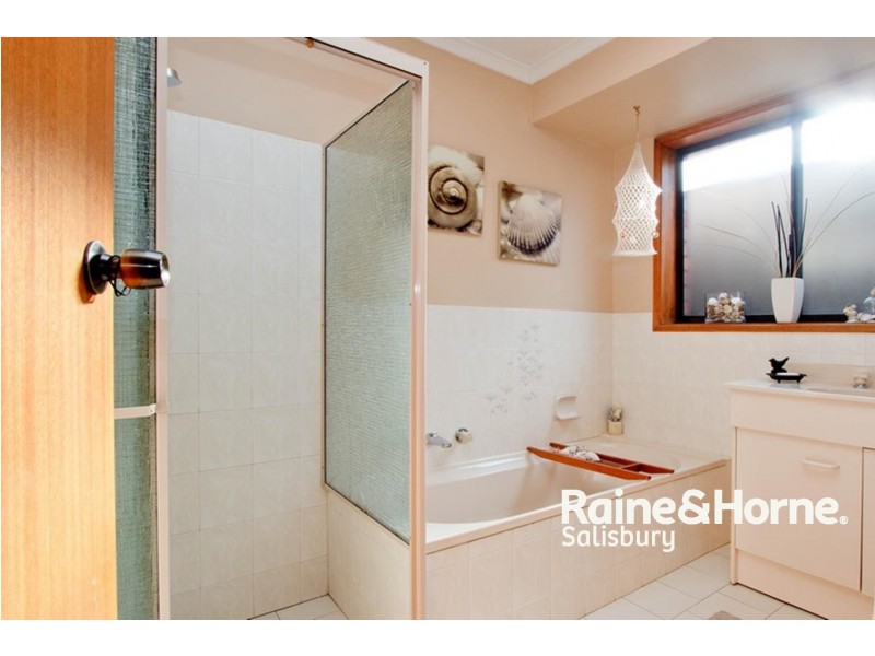 10 Starling Court, Wynn Vale SA 5127