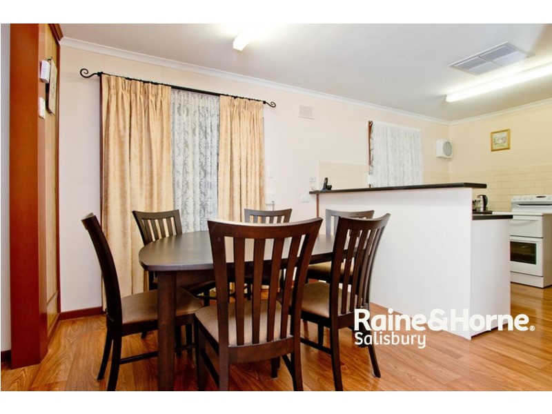 4 Stokes Court, Elizabeth Vale SA 5112