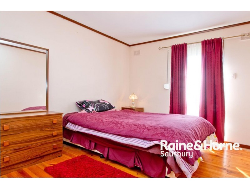 4 Stokes Court, Elizabeth Vale SA 5112