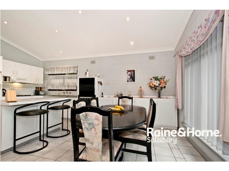 55 Thompson Avenue, Salisbury Downs SA 5108