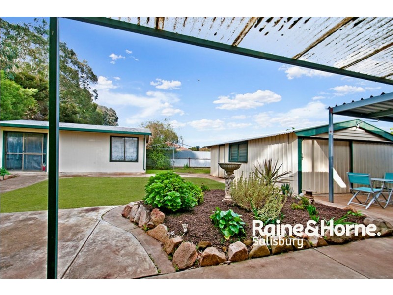 55 Thompson Avenue, Salisbury Downs SA 5108