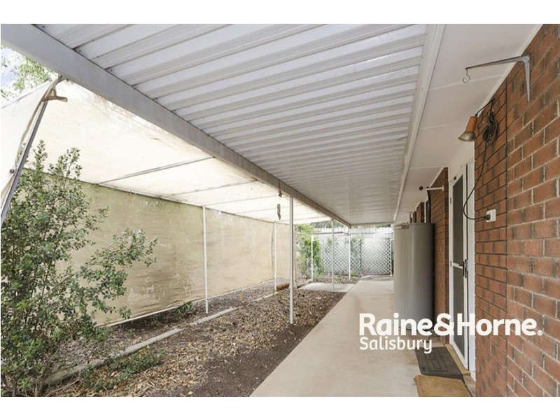 2 Waratah Drive, Blakeview SA 5114