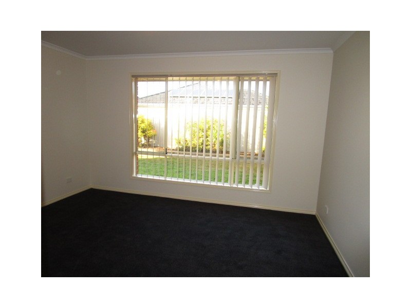 22 Amberwell Terrace, Burton SA 5110