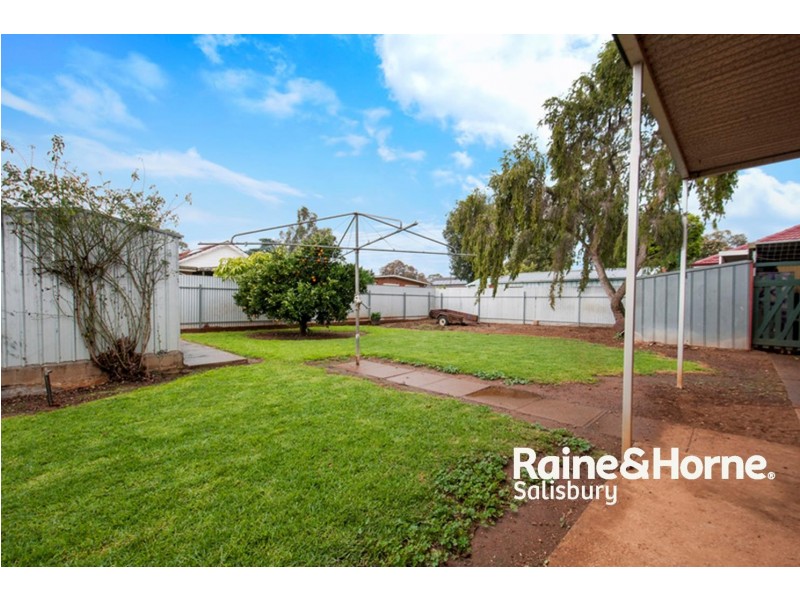 15 Abelia Street, Elizabeth Vale SA 5112