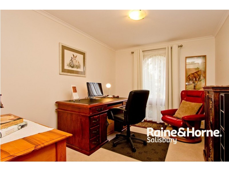 2 Stirrup Court, Salisbury Plain SA 5109