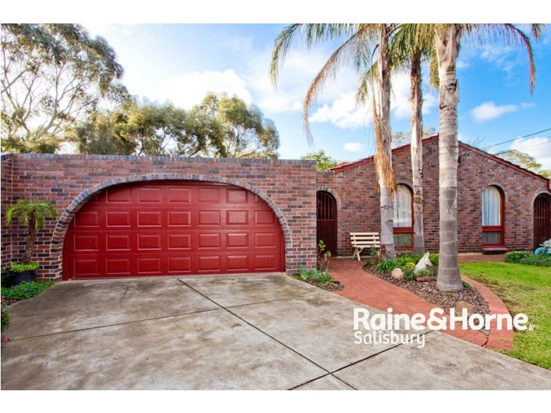 2 Stirrup Court, Salisbury Plain SA 5109