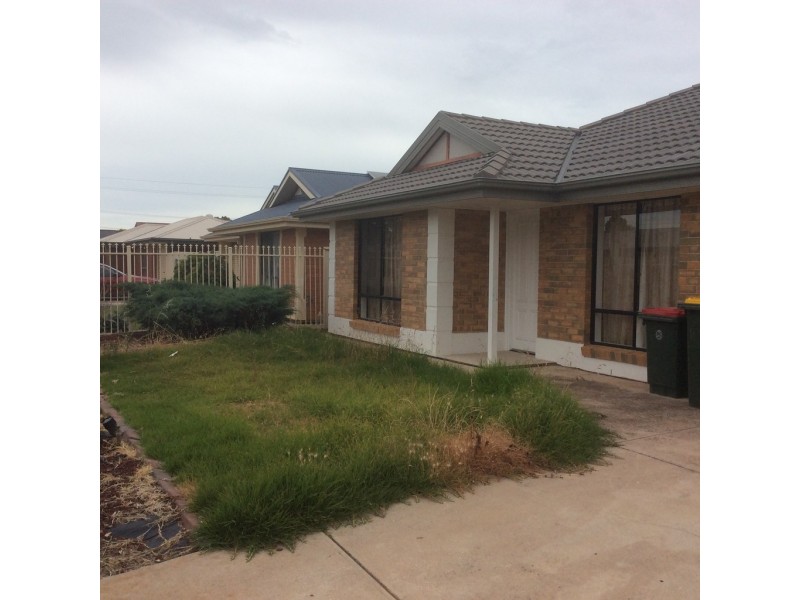 12 Moulds Crescent, Smithfield SA 5114