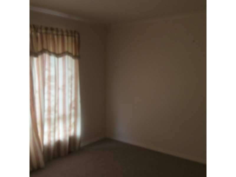 12 Moulds Crescent, Smithfield SA 5114