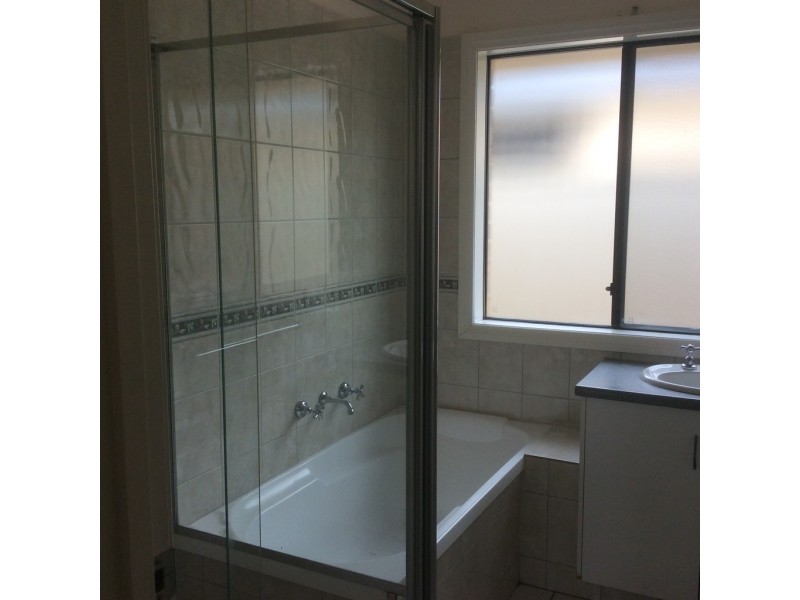 12 Moulds Crescent, Smithfield SA 5114