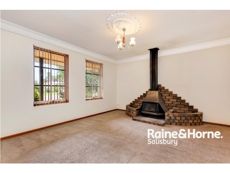22 Etuna Street, Para Hills West SA 5096