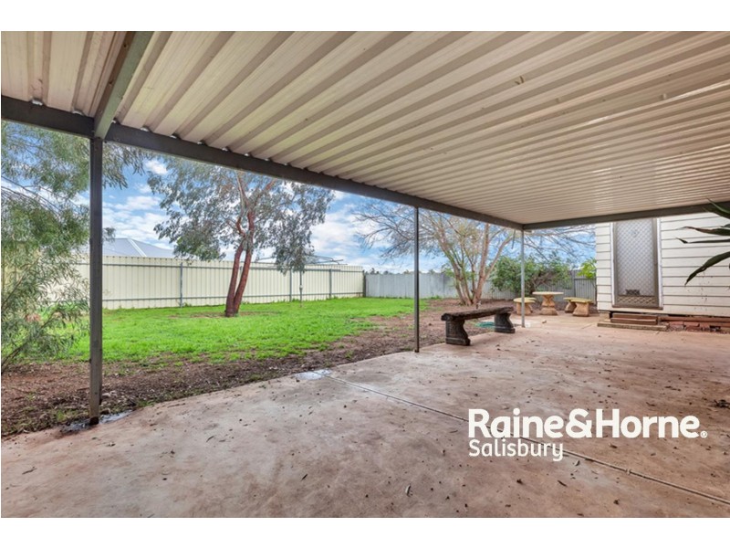 22 Etuna Street, Para Hills West SA 5096