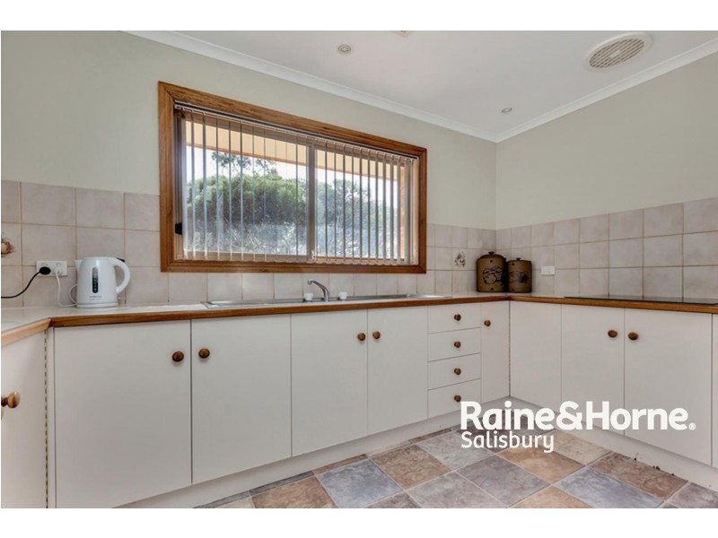 26 Connell Vale Road, Lewiston SA 5501