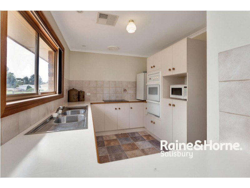 26 Connell Vale Road, Lewiston SA 5501