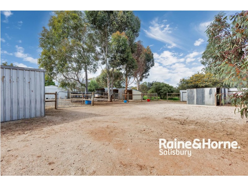 26 Connell Vale Road, Lewiston SA 5501