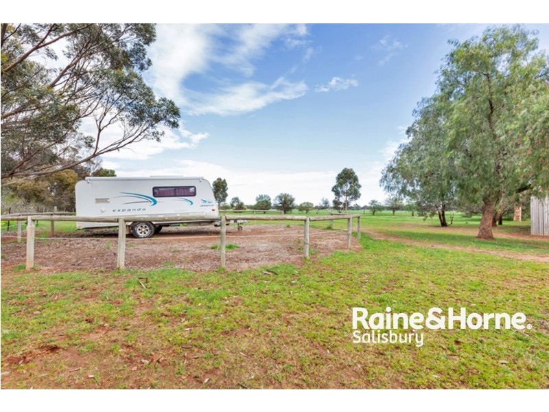 26 Connell Vale Road, Lewiston SA 5501