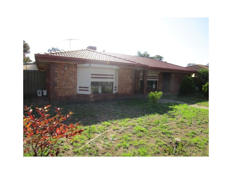 13 Boyara Crescent, Paralowie SA 5108