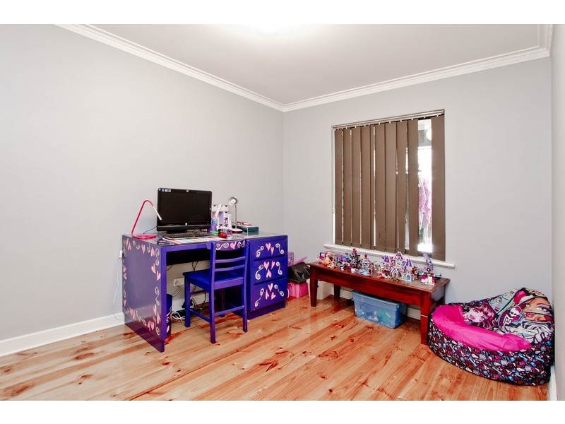 25 Alabar Crescent, Globe Derby Park SA 5110
