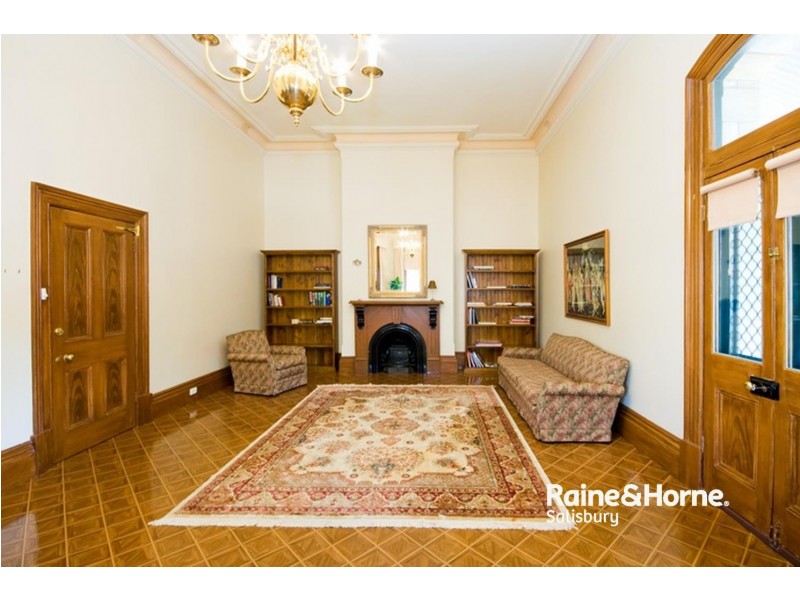 12 Stephen Terrace, St Peters SA 5069