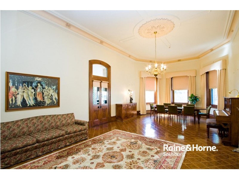 12 Stephen Terrace, St Peters SA 5069