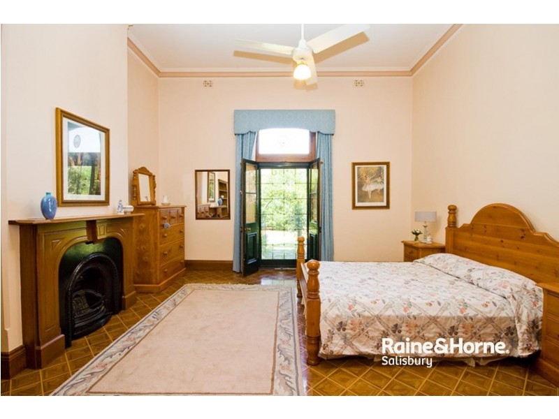 12 Stephen Terrace, St Peters SA 5069