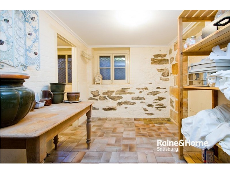 12 Stephen Terrace, St Peters SA 5069