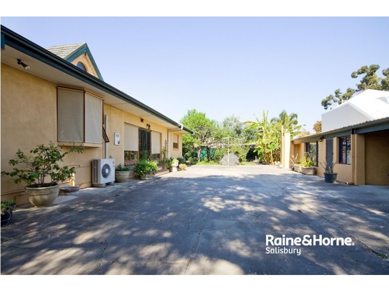 12 Stephen Terrace, St Peters SA 5069