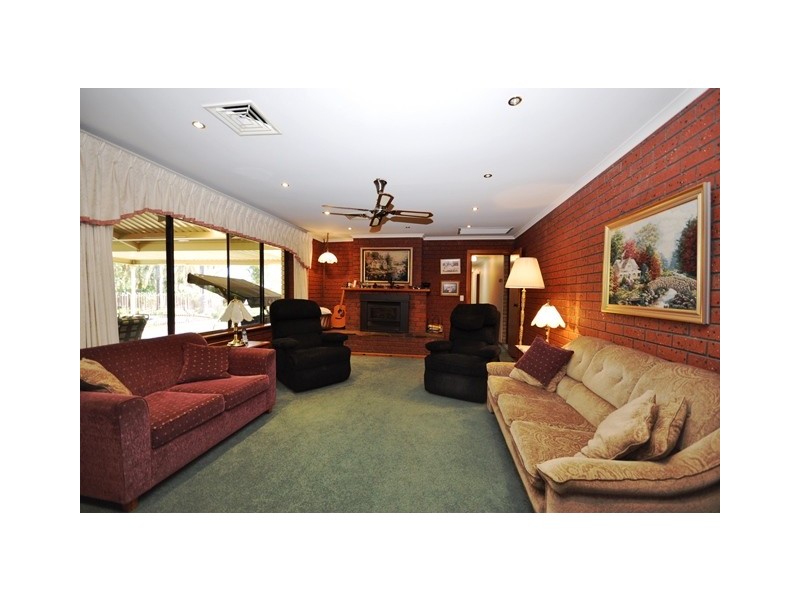 37 Olive Grove, Munno Para West SA 5115