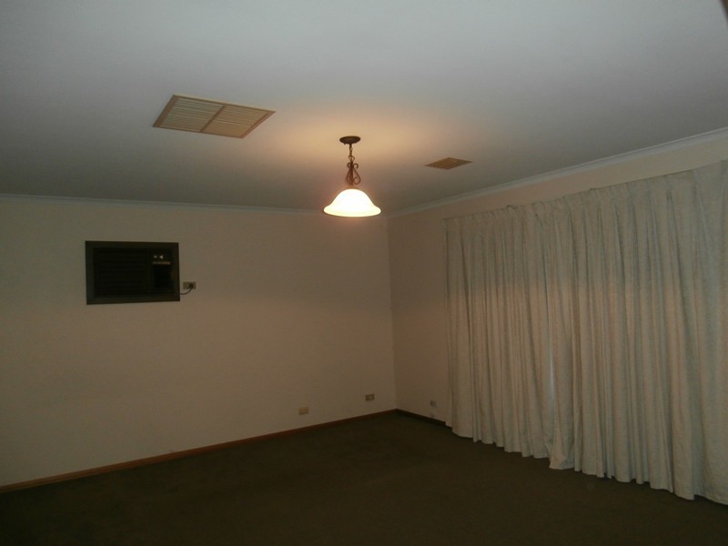 4 Bermudez Crescent, Paralowie SA 5108