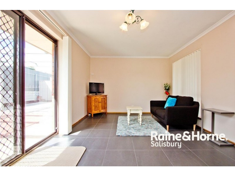 34 Sterling Court, Smithfield Plains SA 5114