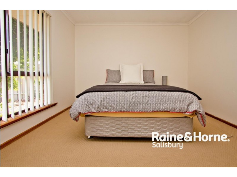 34 Sterling Court, Smithfield Plains SA 5114