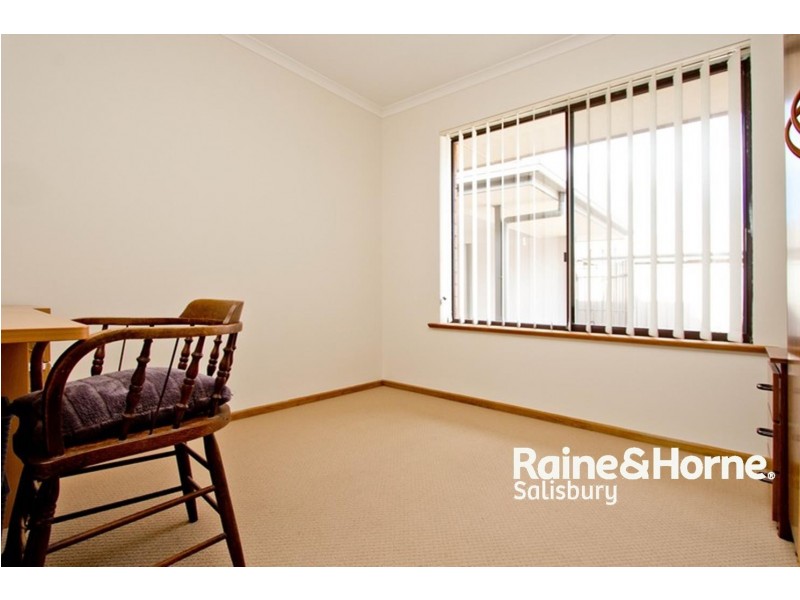 34 Sterling Court, Smithfield Plains SA 5114