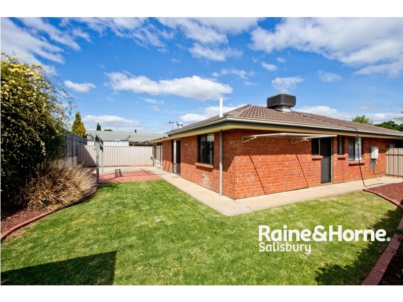 34 Sterling Court, Smithfield Plains SA 5114