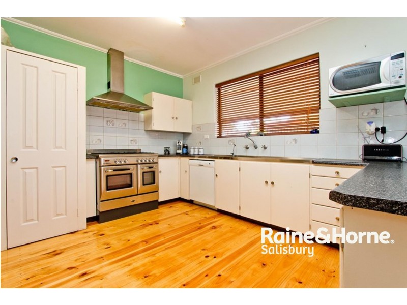 7 Harvey Avenue, Salisbury SA 5108