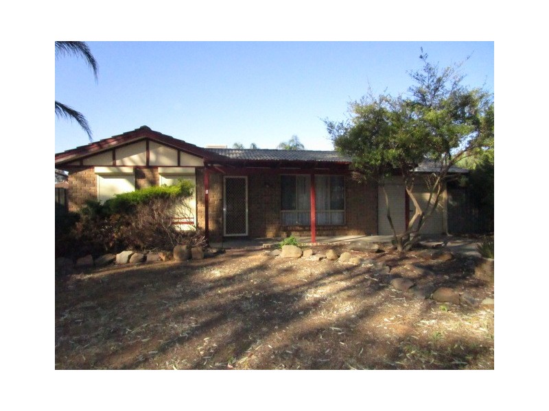 2 Joan Court, Burton SA 5110