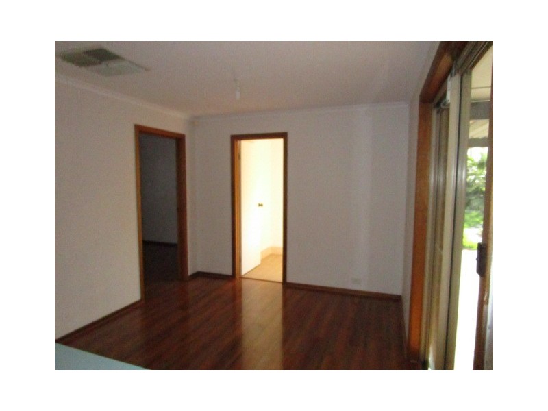 2 Joan Court, Burton SA 5110