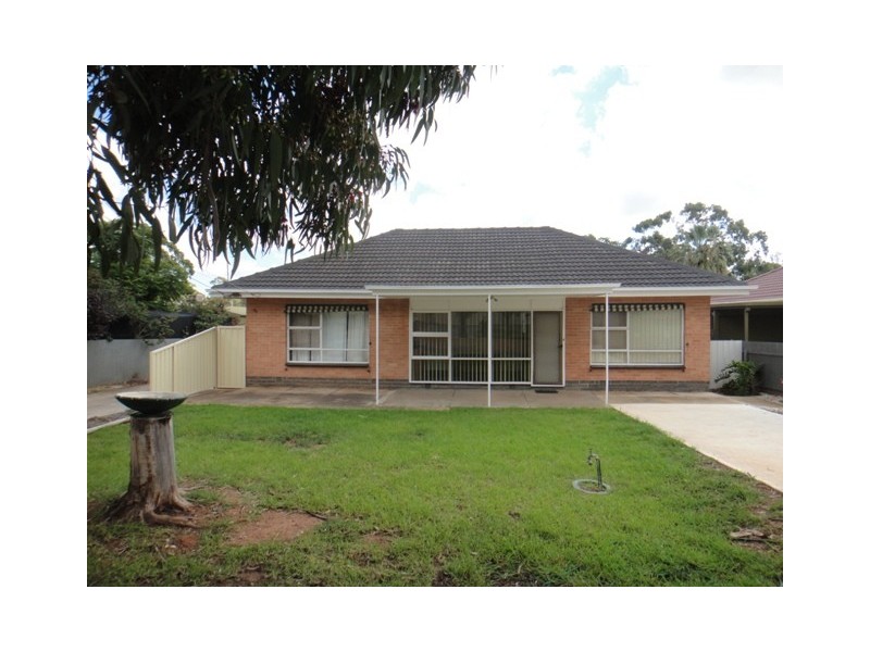 33 Hodge Road, Para Hills SA 5096