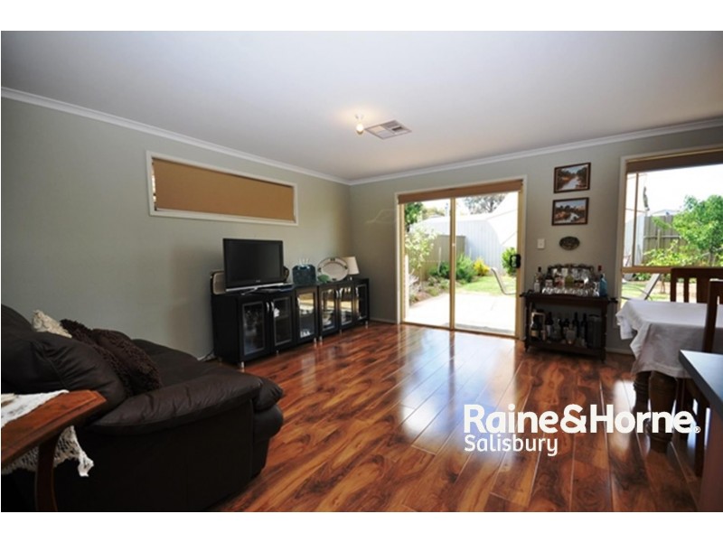 15B Gumbrae Avenue, Salisbury Downs SA 5108