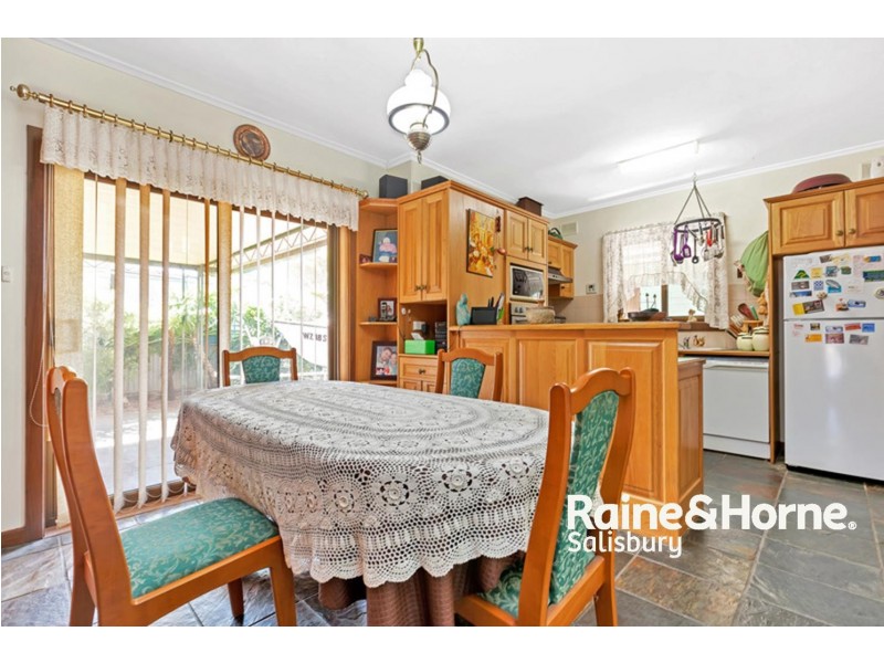 12 Helena Avenue, Parafield Gardens SA 5107