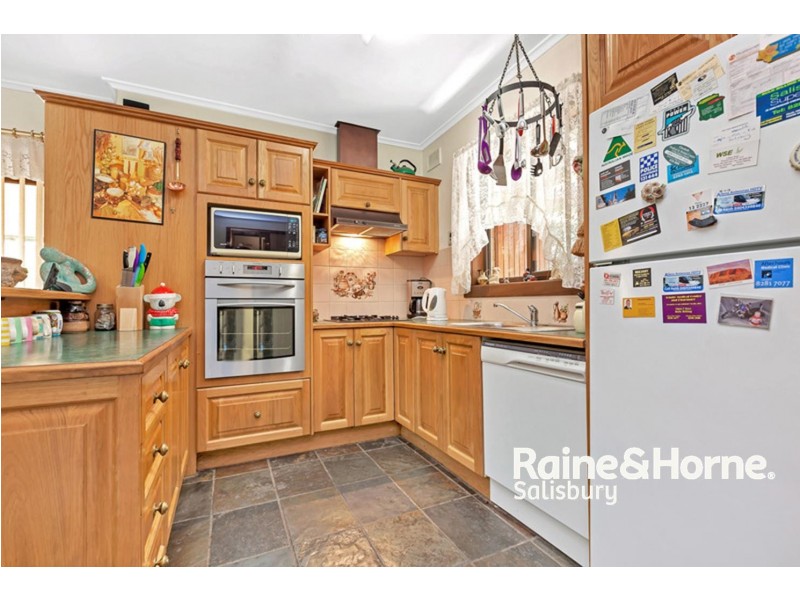 12 Helena Avenue, Parafield Gardens SA 5107