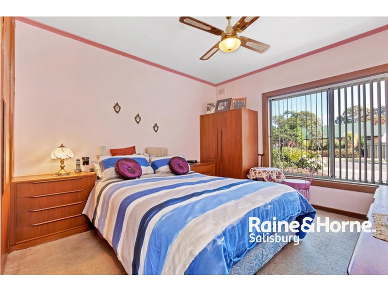 12 Helena Avenue, Parafield Gardens SA 5107