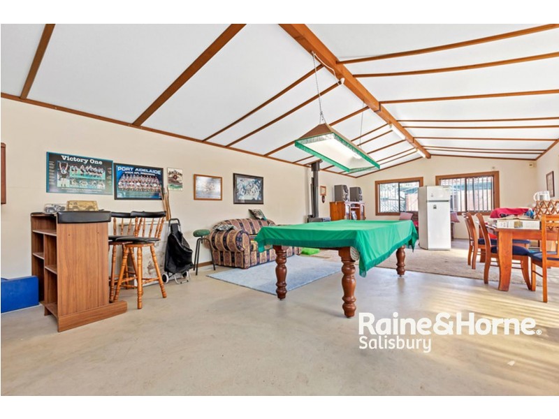 12 Helena Avenue, Parafield Gardens SA 5107