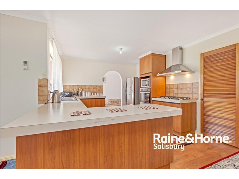 31 Carson Street, Parafield Gardens SA 5107
