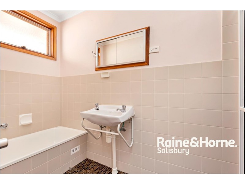 203 Kings Road, Salisbury Downs SA 5108