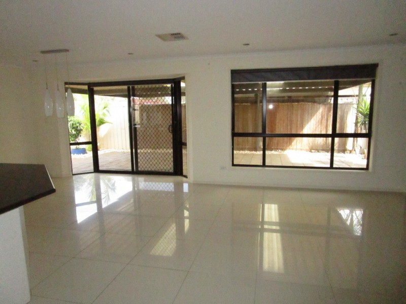 1 Pintillo Court, Burton SA 5110