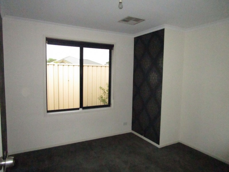 1 Pintillo Court, Burton SA 5110