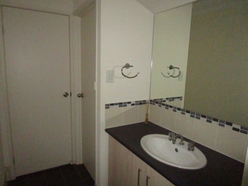 1 Pintillo Court, Burton SA 5110