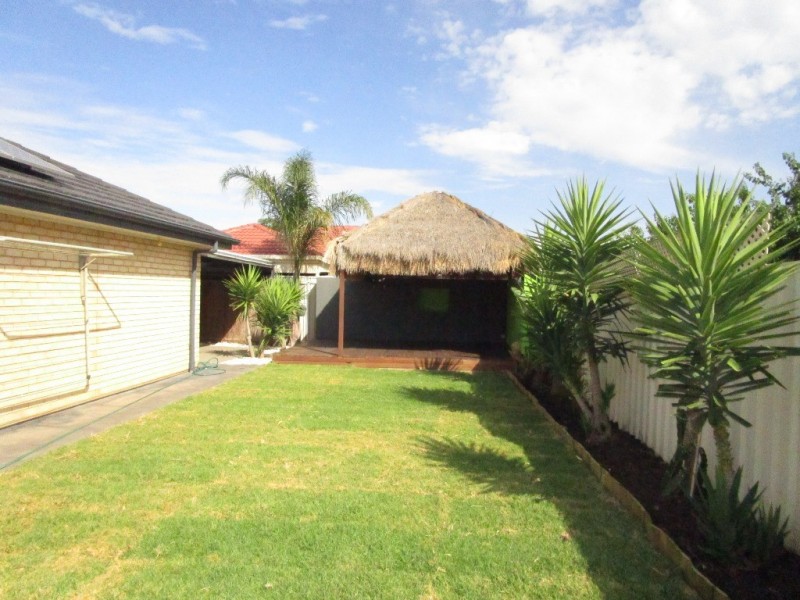 1 Pintillo Court, Burton SA 5110