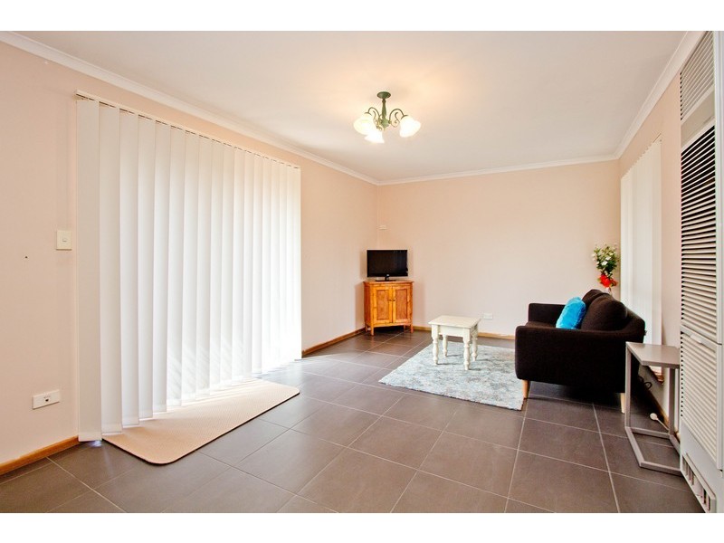 34 STERLING COURT, Smithfield Plains SA 5114