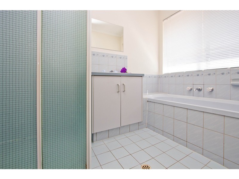 34 STERLING COURT, Smithfield Plains SA 5114